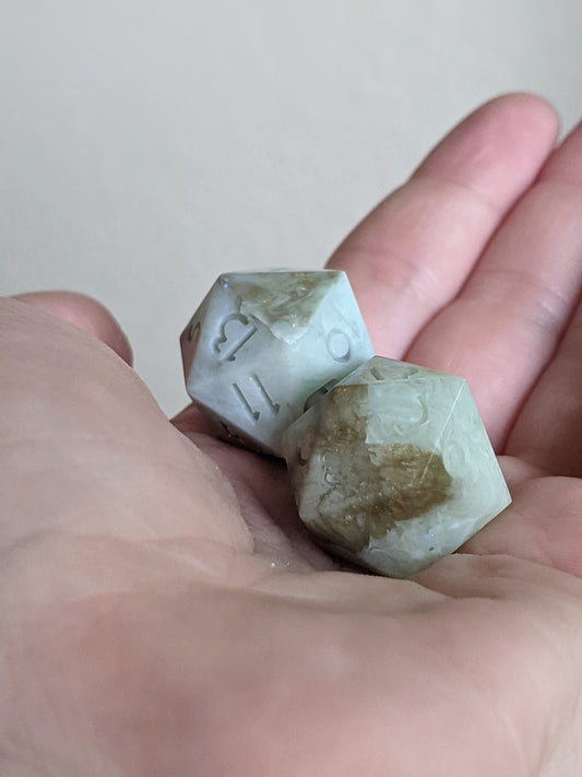 Standard Sharp Edge D20-Raw Temples Marble