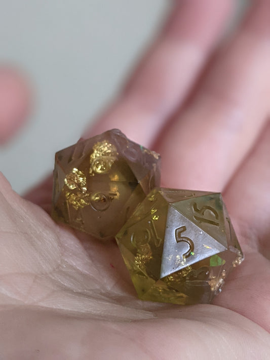 Standard Sharp Edge D20-Raw Honey Jade