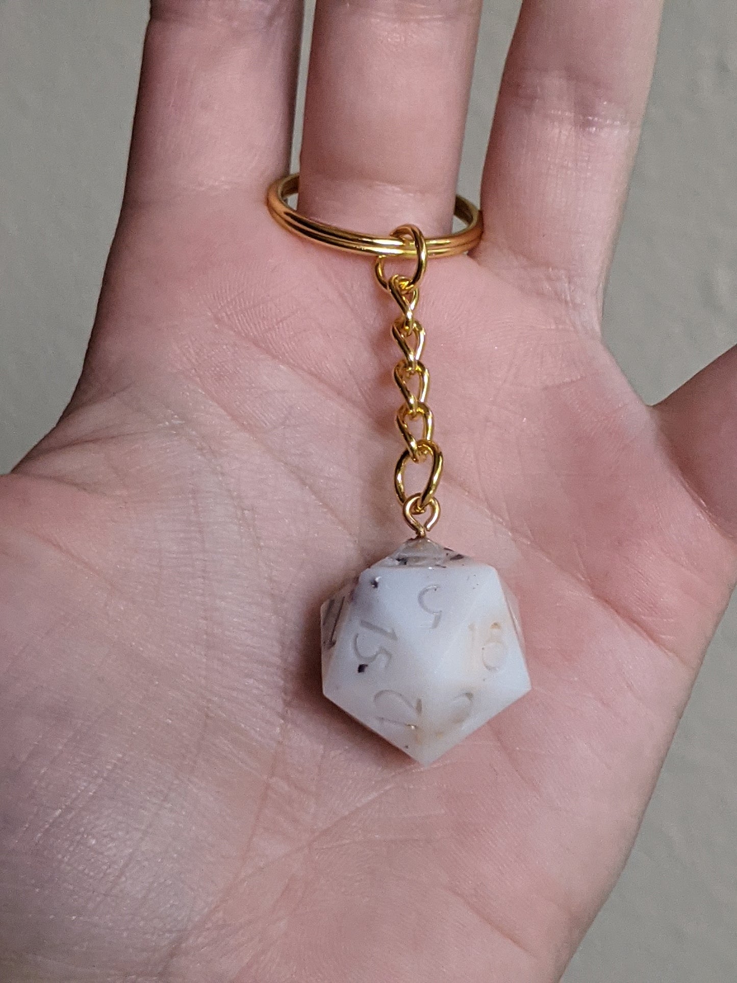 Sharp Edge D20 Keychain-Raw Golden Hibiscus Milk Bath